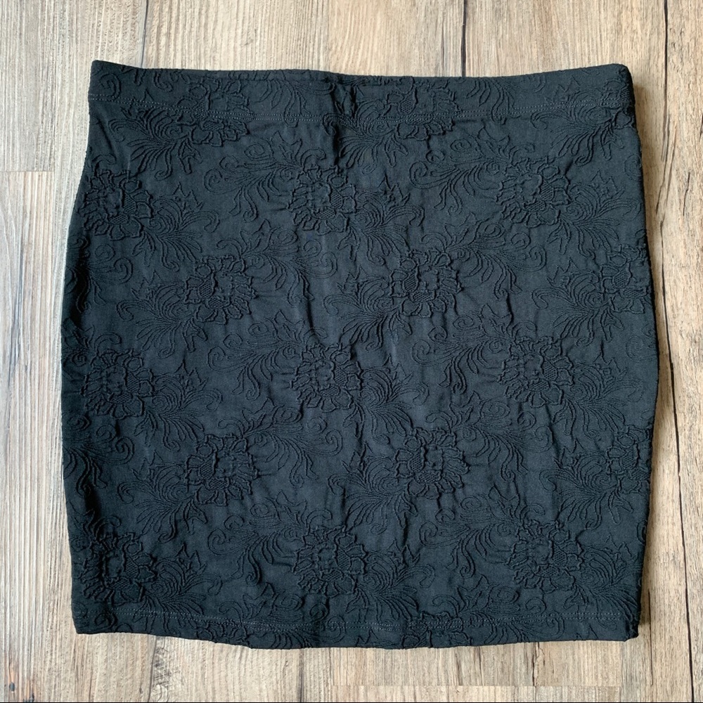 Forever 21 | Lace Mini Skirt